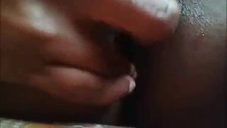 Desi bengali girl got fingerd her wet pussy by her boyfriend