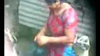 Secretly recorded mms of a village aunty taking a bath captured by a voyeur - play indian porn